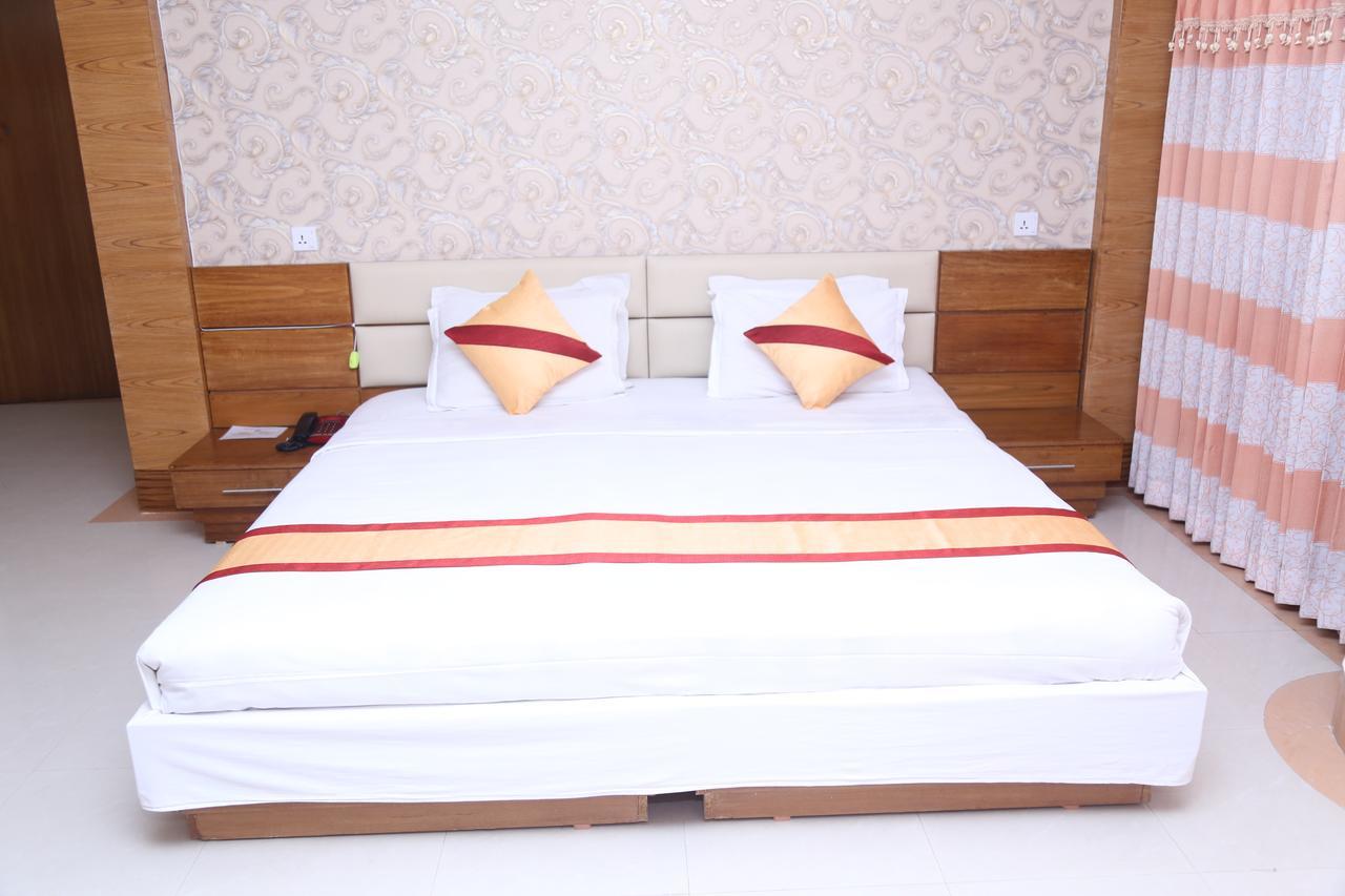 Hotel Garden Inn Силхет Экстерьер фото