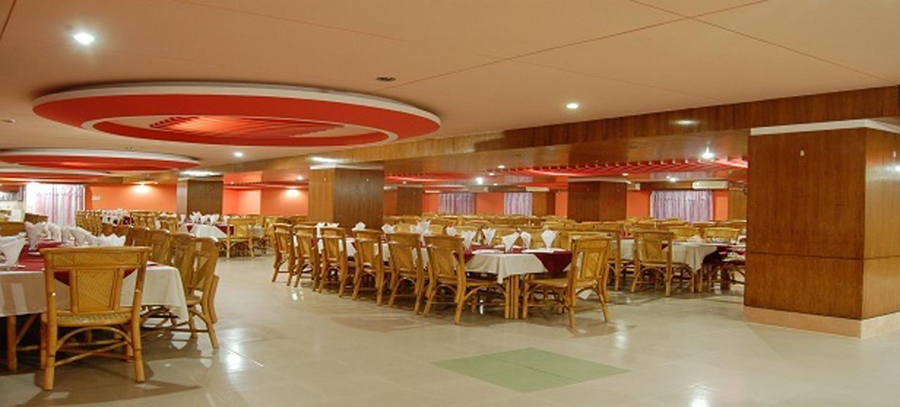 Hotel Garden Inn Силхет Экстерьер фото