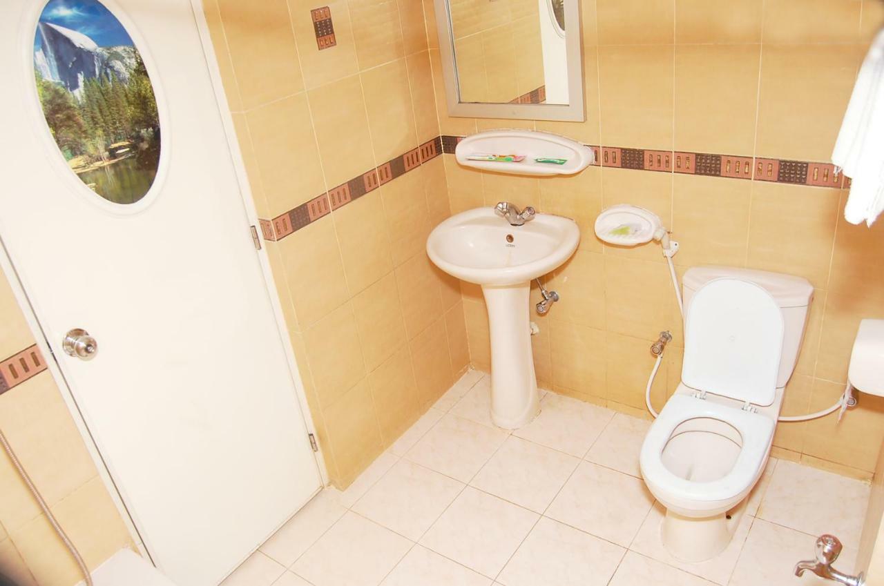 Hotel Garden Inn Силхет Экстерьер фото