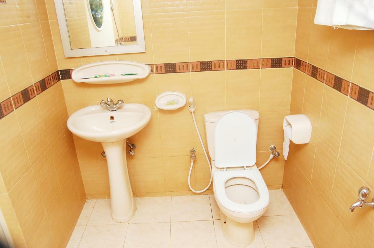 Hotel Garden Inn Силхет Экстерьер фото