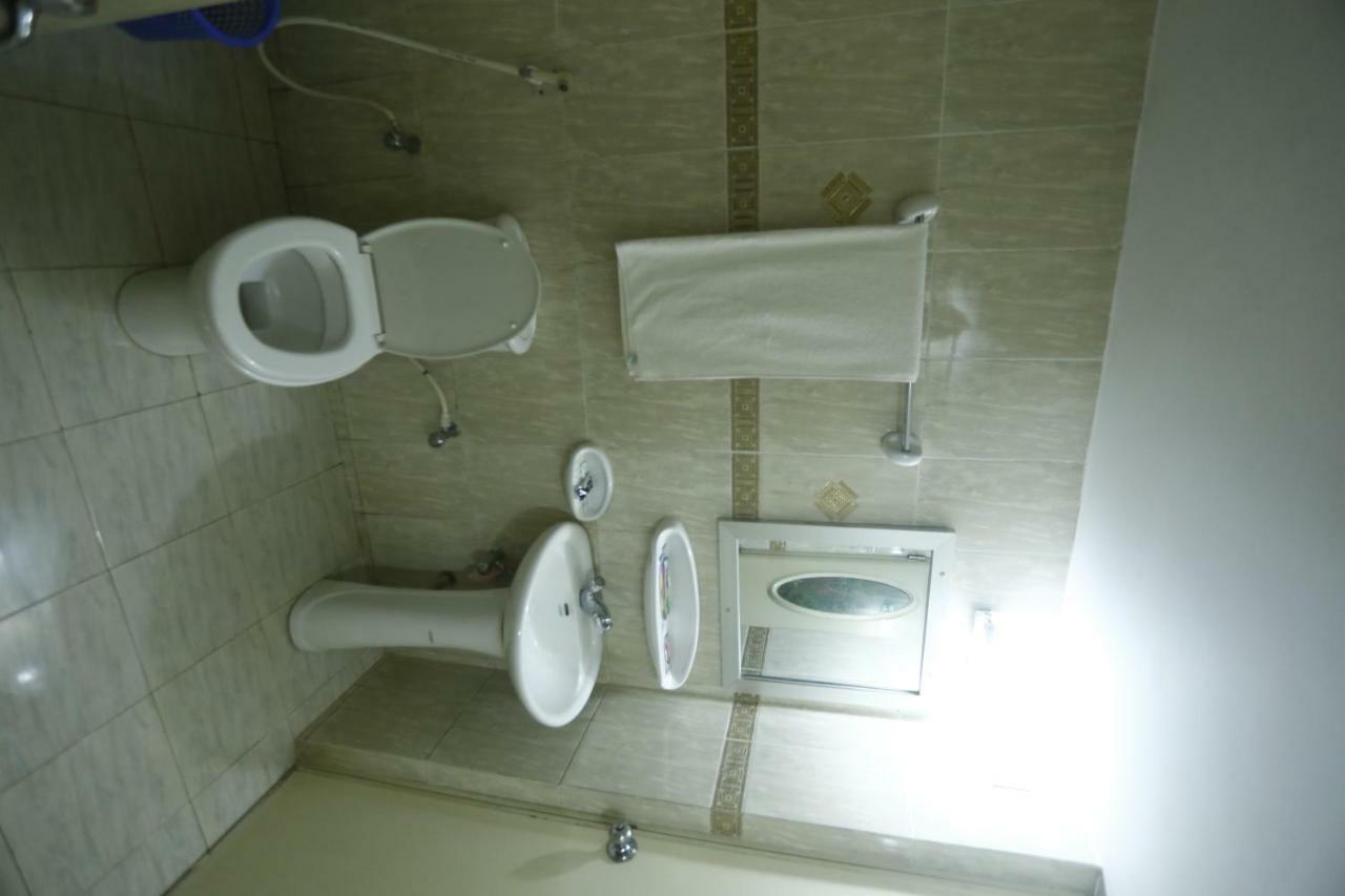 Hotel Garden Inn Силхет Экстерьер фото
